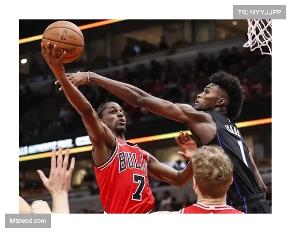 魔术团队篮球理念贯彻 分享球权创造更好进攻机会 魔术团队篮球理念贯彻 分享球权创造更好进攻机会