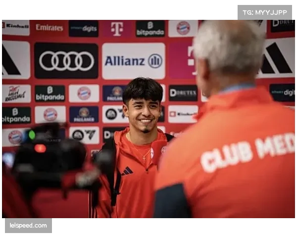 拜仁二队小将卡多佐大腿受伤 官方通报将暂时缺席比赛